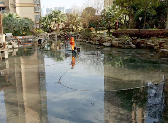 宜宾景观池淤泥清理